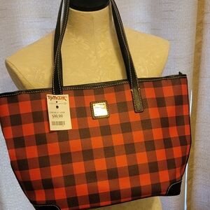 Dooney & Bourke Purse